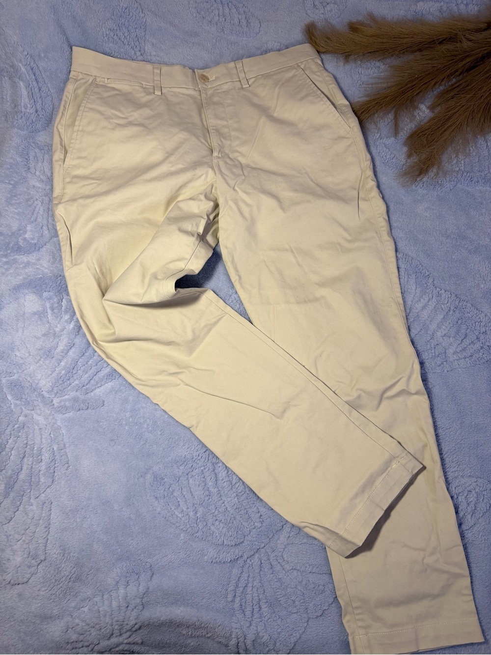 GAP Men's Chino Pants - Light Cream